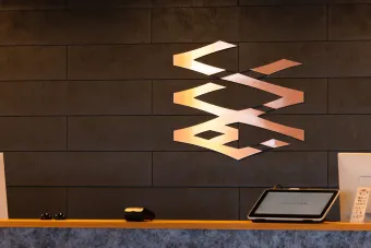 フロント